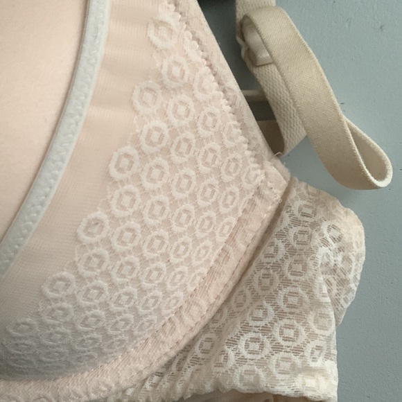 VS Bra bundle! - Picture 8 of 11